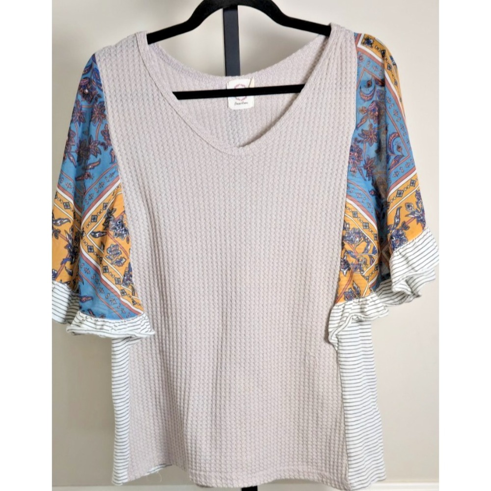 Grace & Emma Women's Xl Blush Thermal Floral/Striped Print‎ Bell Sleeve Shirt